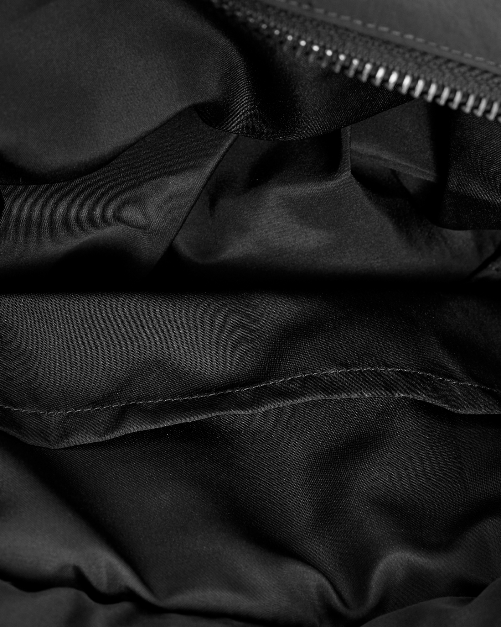 MSCHJhean Sasja Bumbag – Black, close-up