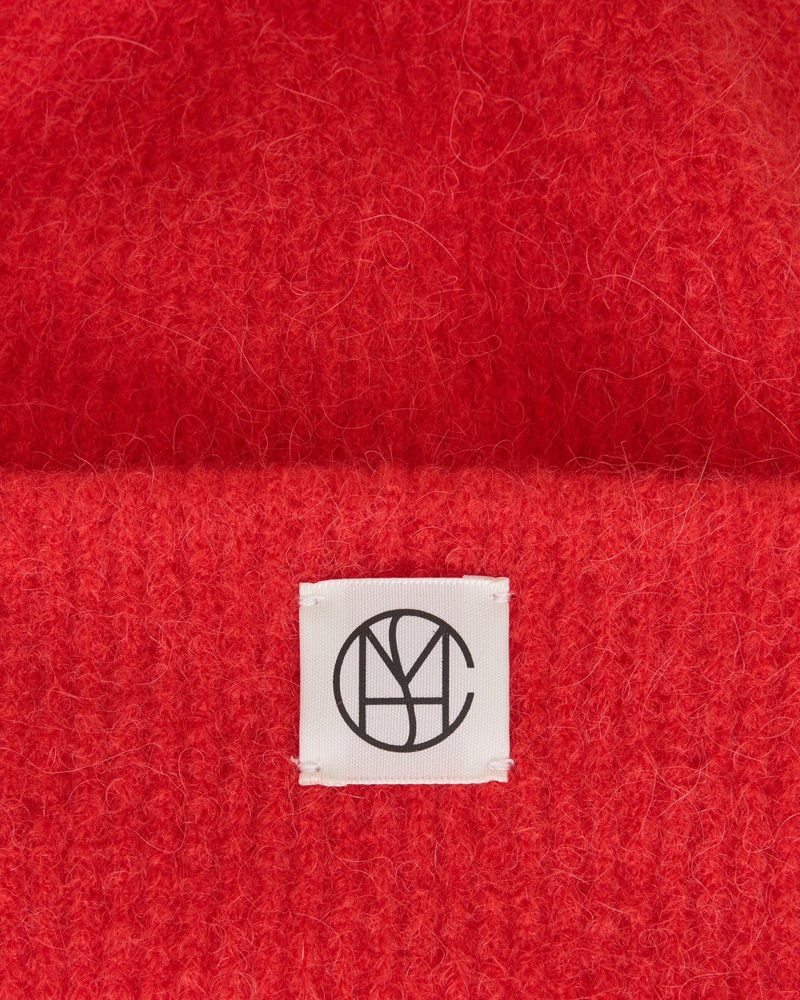 MSCHHope Icon Beanie – Flame Scarlet, close-up